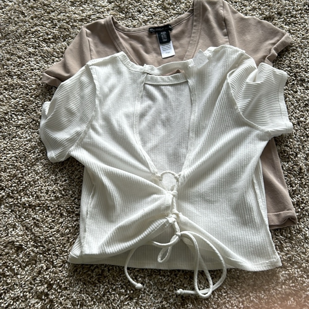 Tops - Picture 3 of 3
